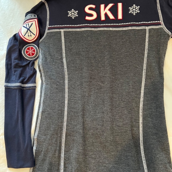 COPY - AlpNRock*Henley*Ski Patch*Embroidered*NavyGray*Women's Small - Picture 11 of 15